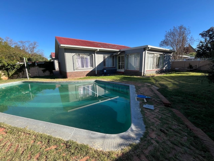 5 Bedroom Property for Sale in Gardeniapark Free State